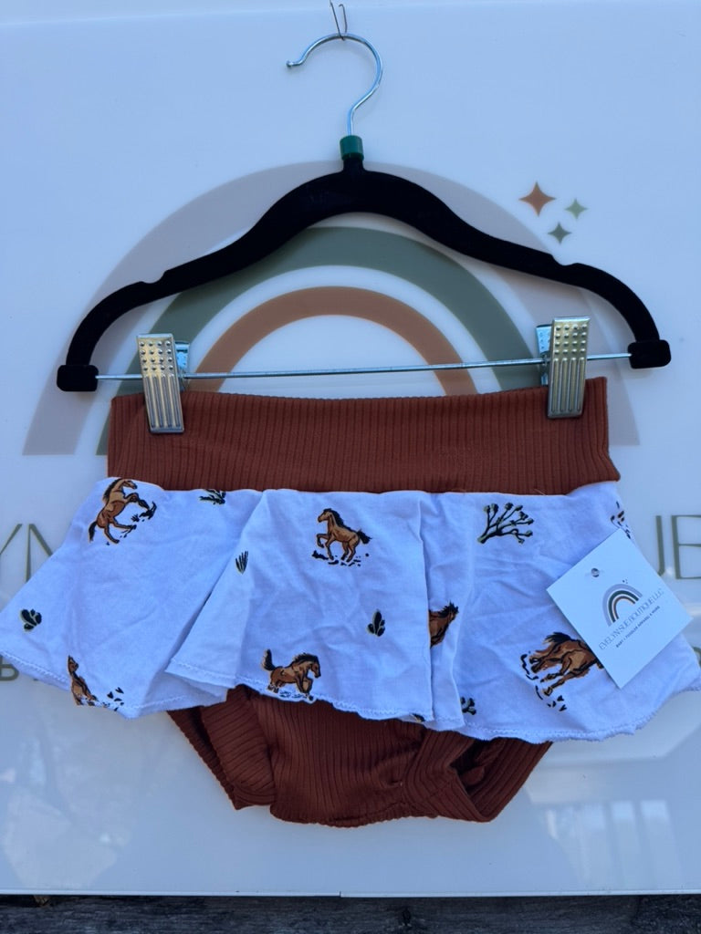 HORSE SKIRT