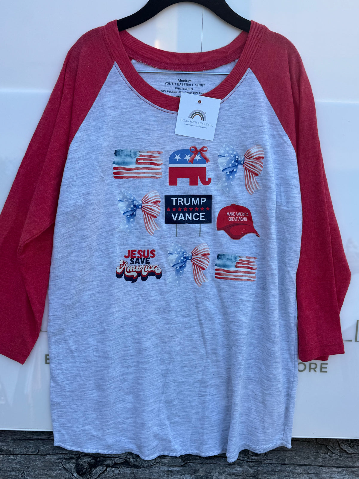 TRUMP BOWS QS TEE