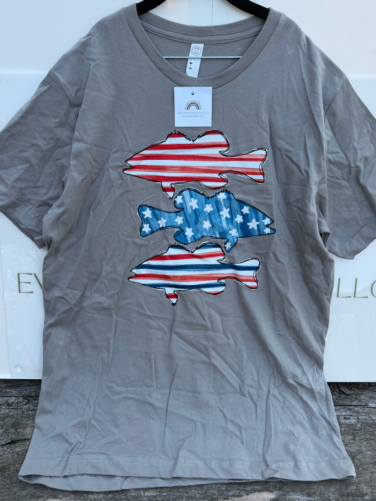 FLAG FISH TEE